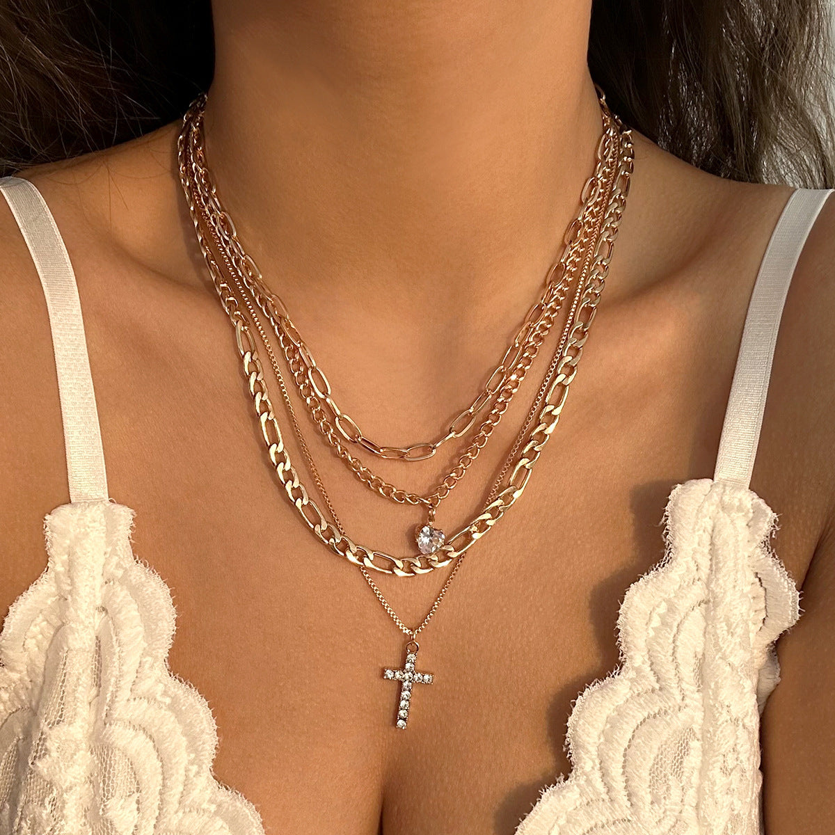 European and American Cross Jewelry Collection with Full Diamond Heart Pendant Necklace