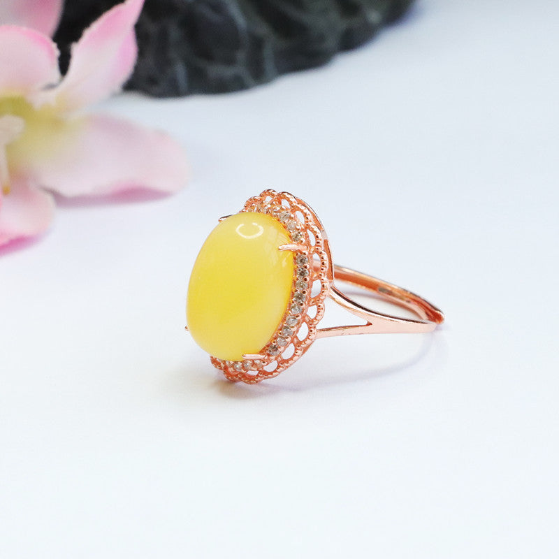 Hollow Lace Edge Ring in Sterling Silver with Natural Beeswax Amber