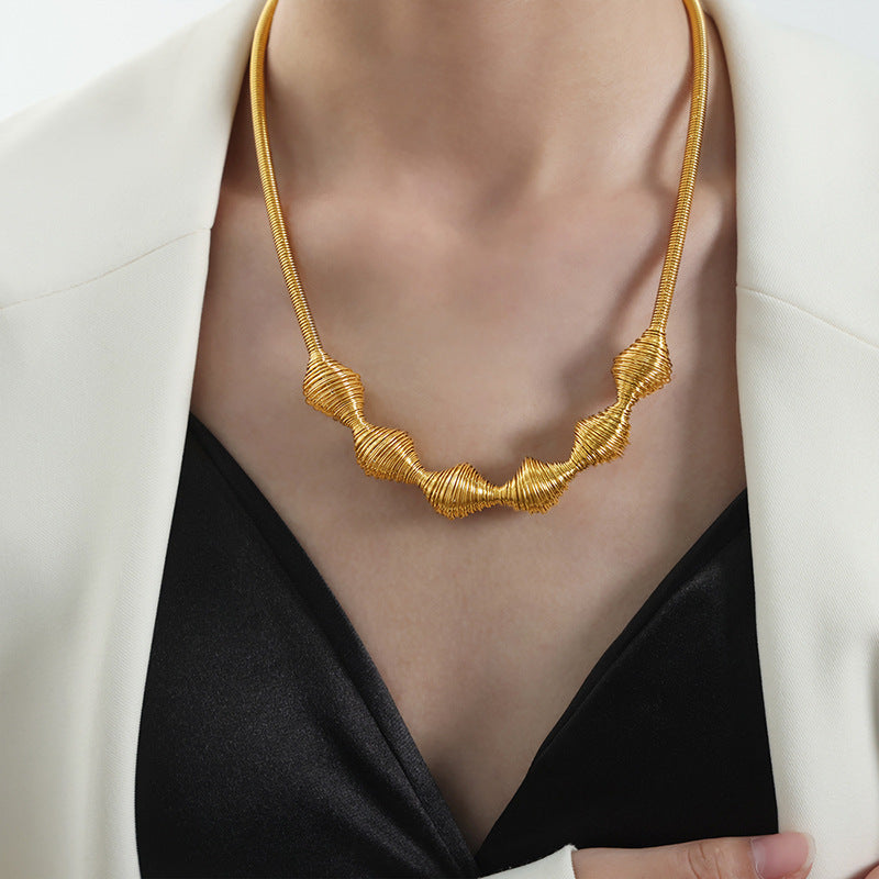 Golden Glow Retro Pendant Necklace for Women by Planderful - Everyday Genie Collection