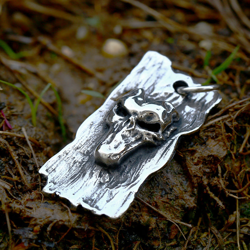 Retro Stainless Steel Skull Pendant for Men - European and American Dominating Titanium Steel Jewelry