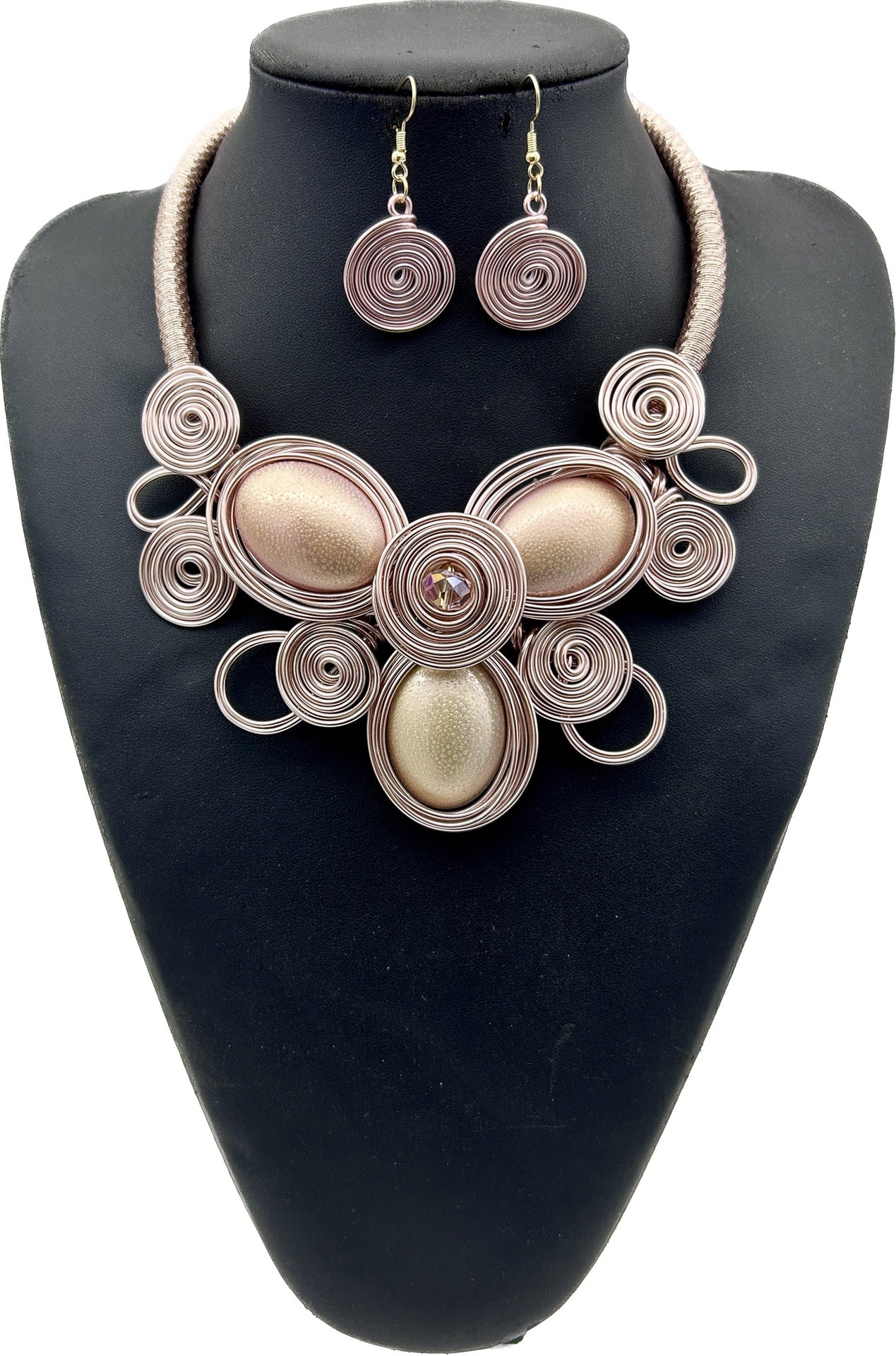 Planderful Savanna Rhythms Necklace – Handmade Exaggerated Floral Design