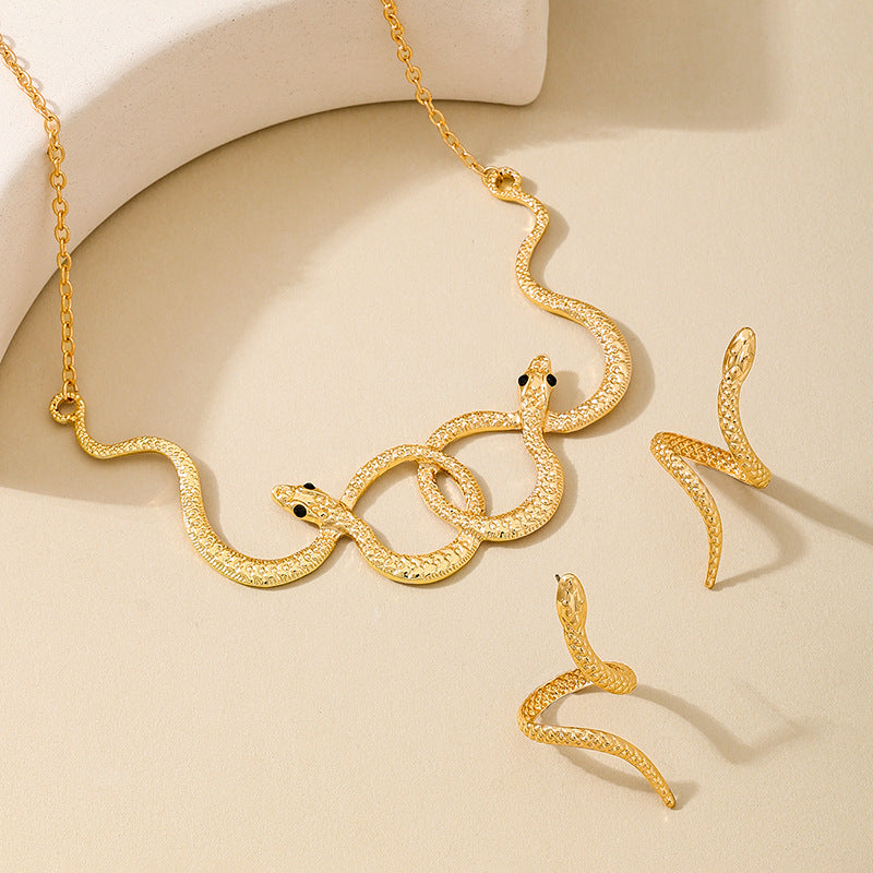 Zodiac Snake Necklace for Women by Planderful Stylish Trend