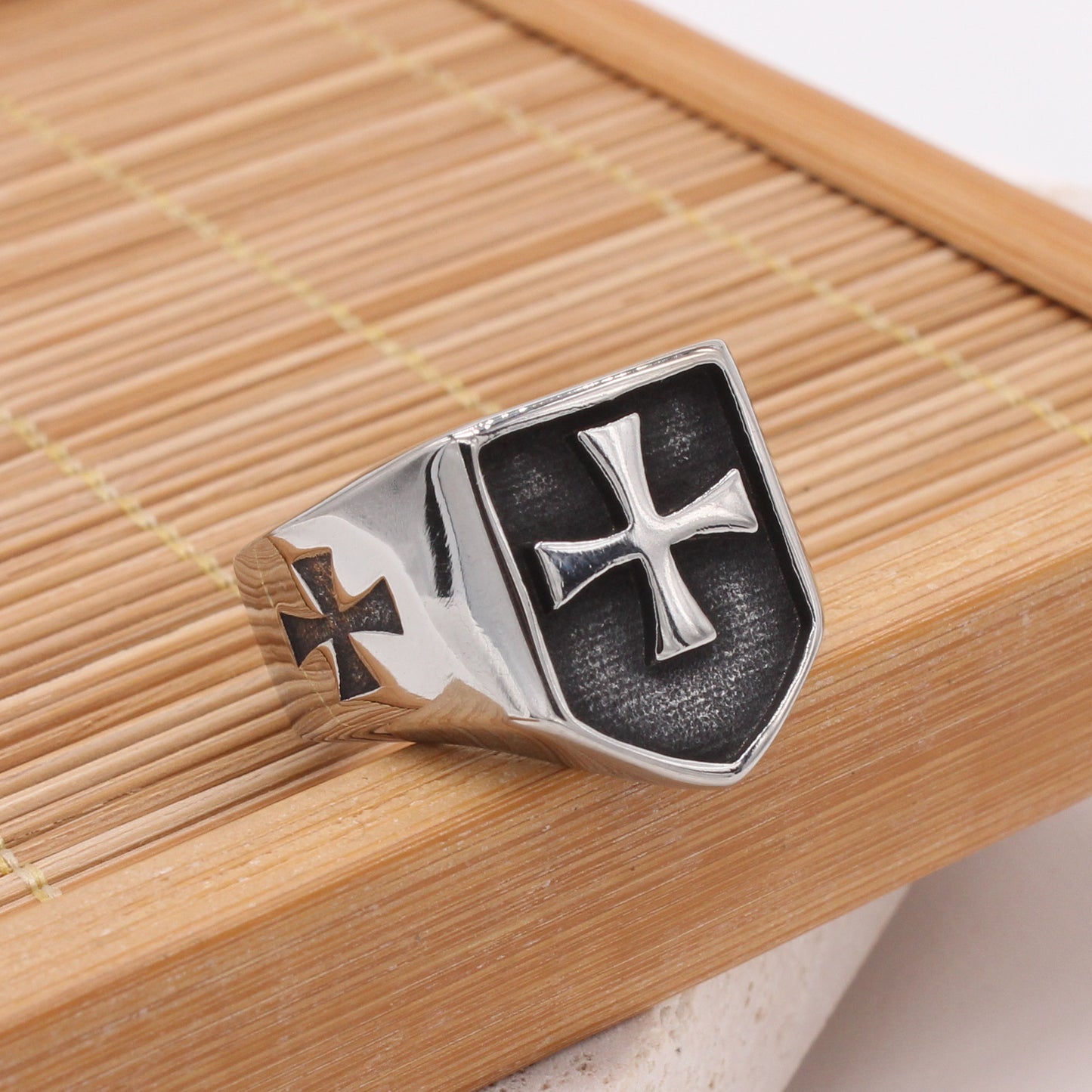 Planderful Titanium Steel Ring For Men Unisex Cross Shield Domineering Retro Style Durability