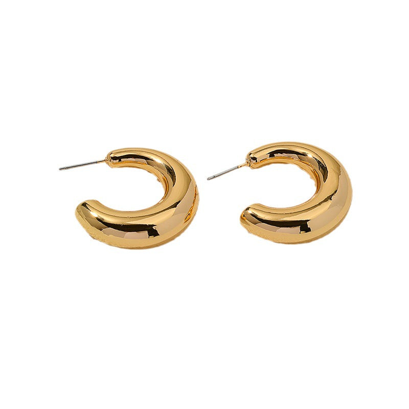 Chic Vienna Verve Metal C-Shaped Earrings with Hollow Geometric Design