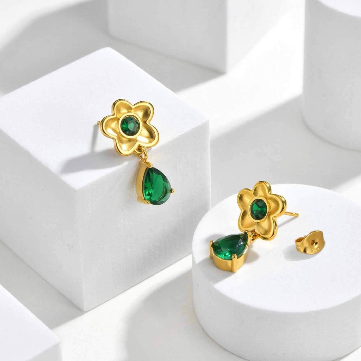 Zircon Floral Vintage Earrings