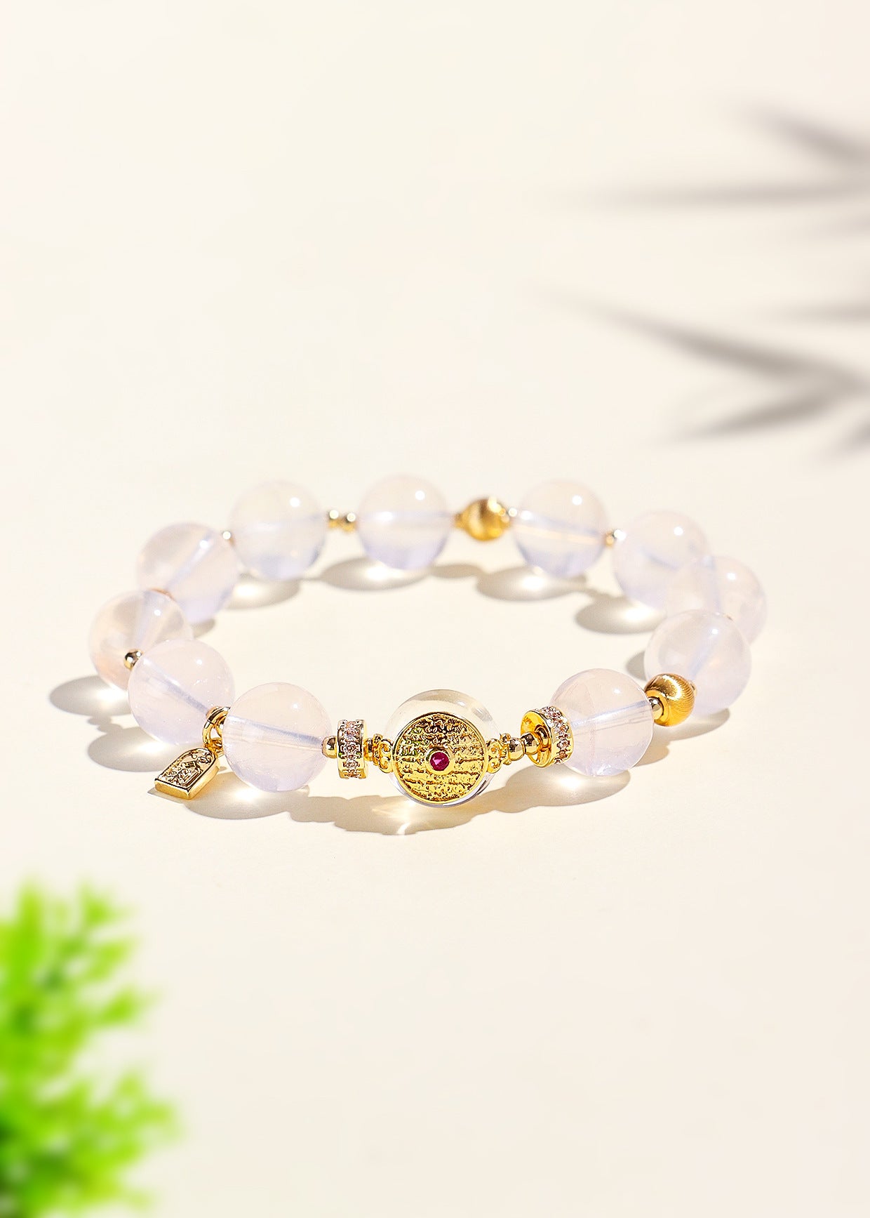 Planderful Fortune's Favor Bracelet – Sweet Strawberry Crystal Design