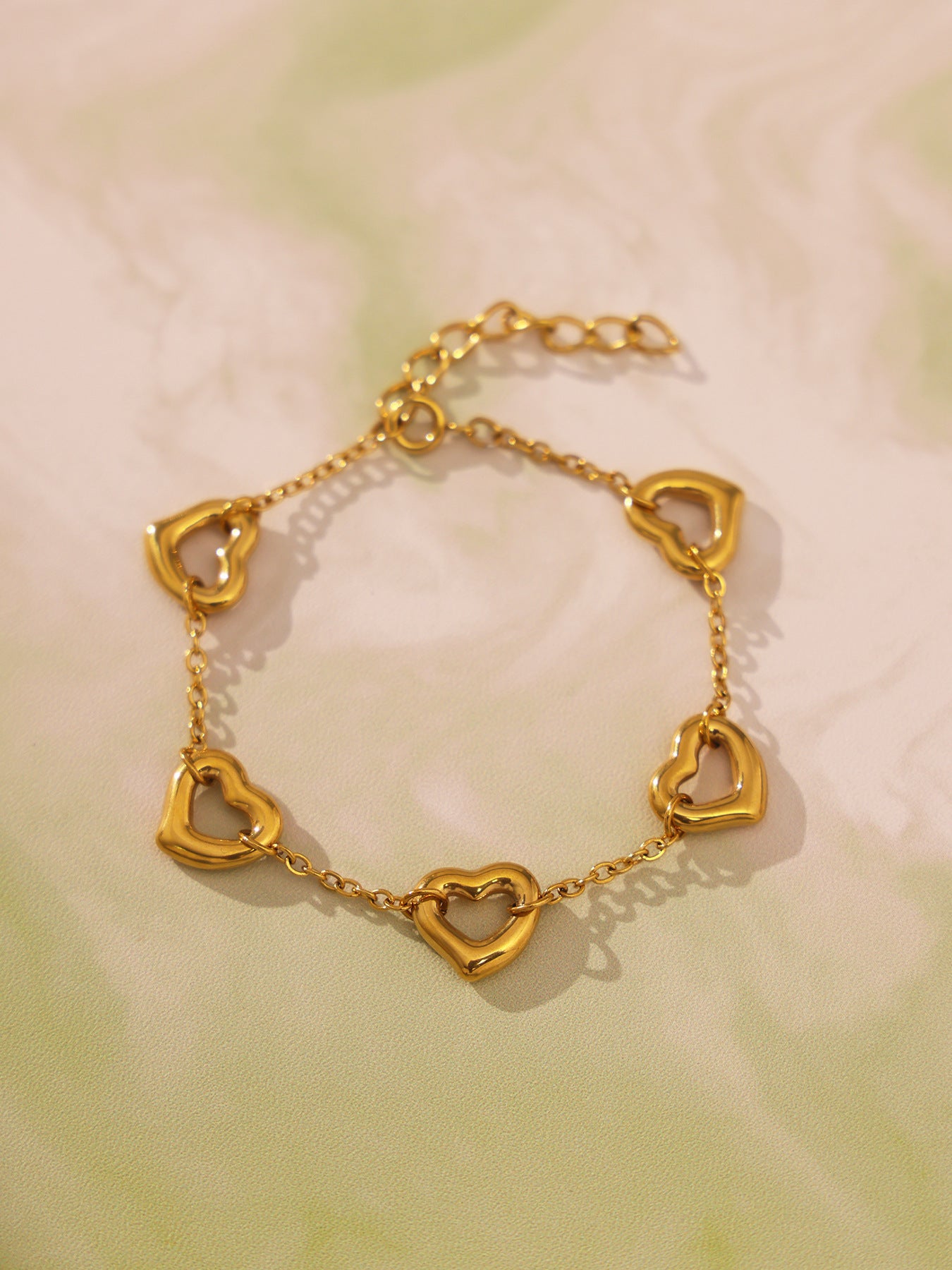Planderful Heart Bracelet Stainless 18K Gold Plated Women