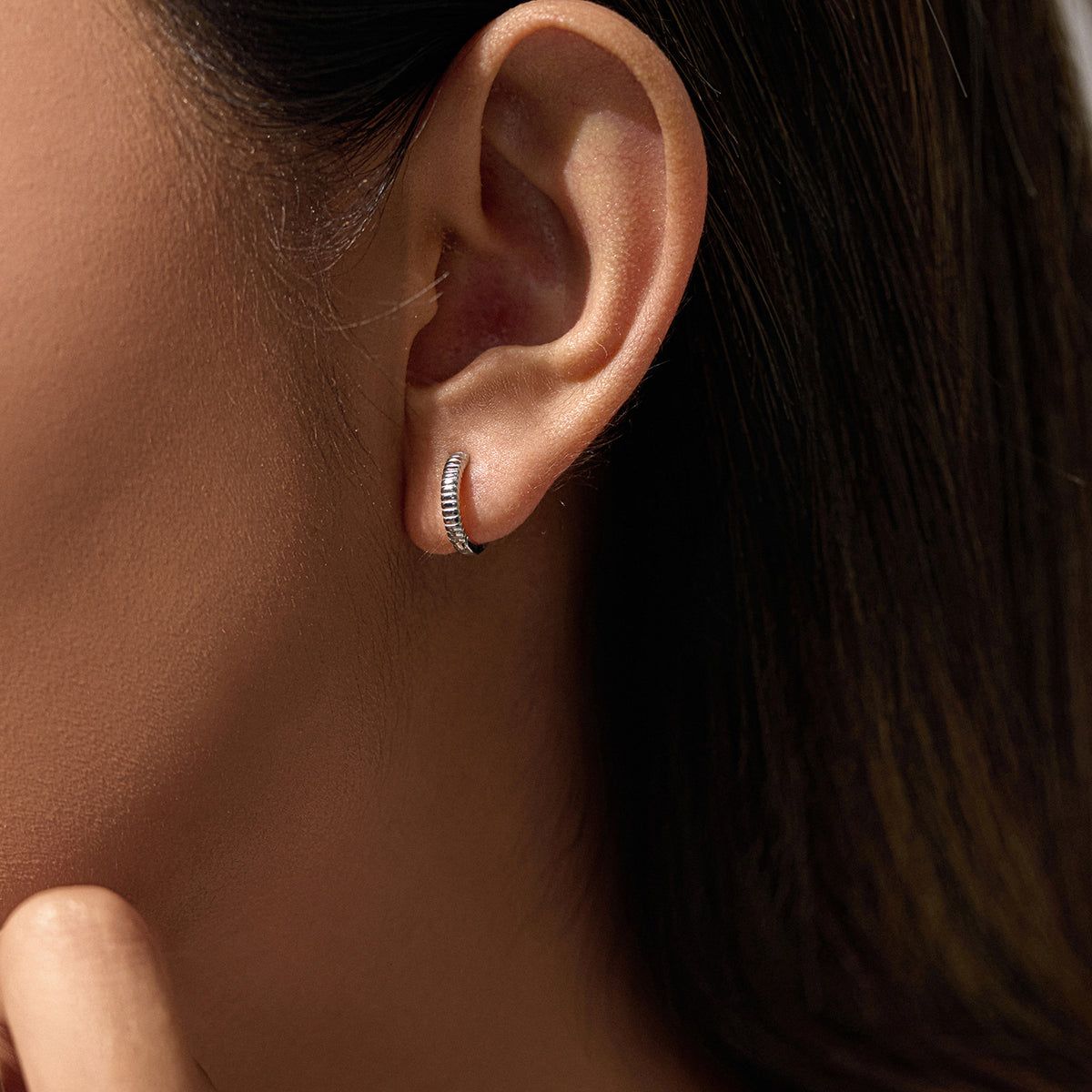 925 Sterling Silver Geometric Threaded Earrings