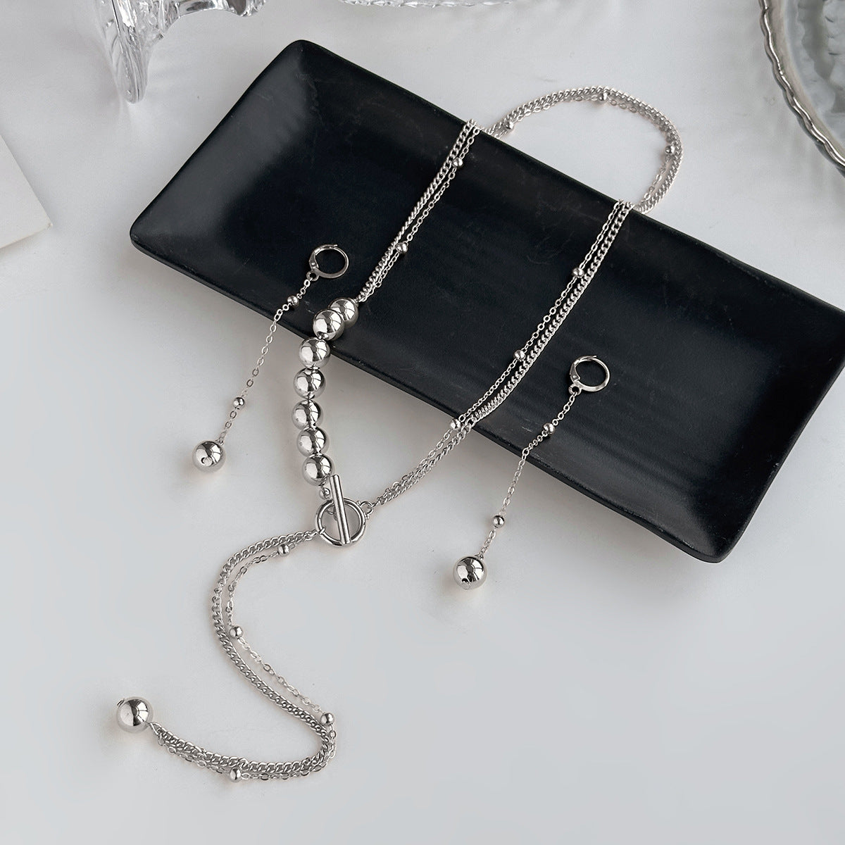 Planderful Vienna Verve Necklace – Elegant Asymmetric Design