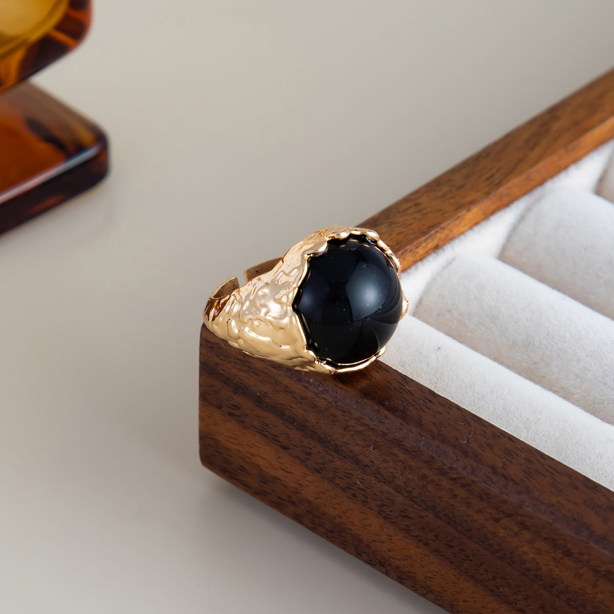 Planderful Vienna Verve Round Stone Ring For Women, Retro Vintage Statement Jewelry