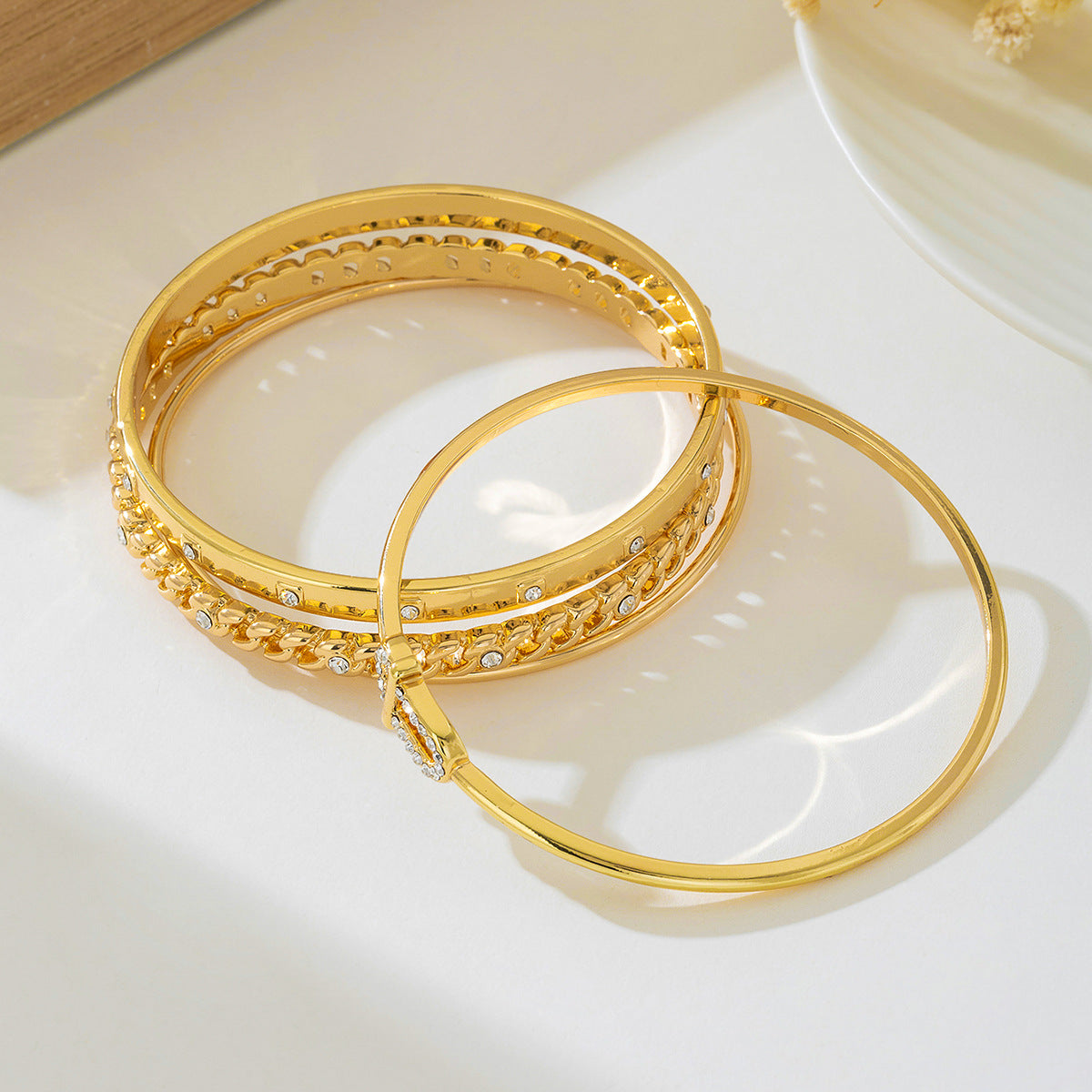 Planderful Vienna Verve Bracelet Set – Elegant Metal Star Design