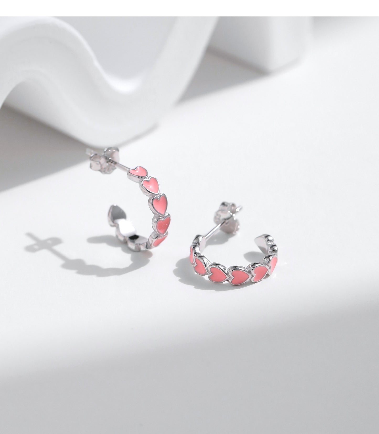 Planderful Everyday Genie Heart Stud Earrings – Sweet and Fashionable Design