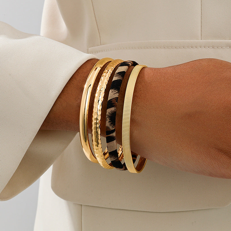 Planderful Vienna Verve Bracelet Set – Stylish Retro Metal Design