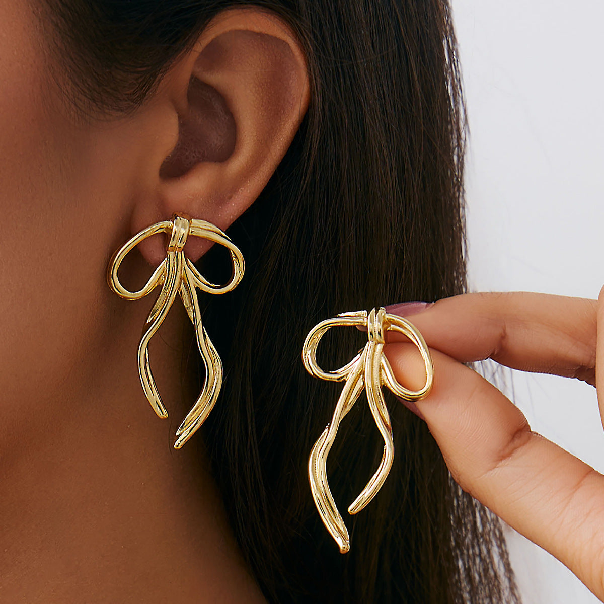 Planderful Vienna Verve Bow Stud Earrings Metal For Women Versatile Everyday Statement