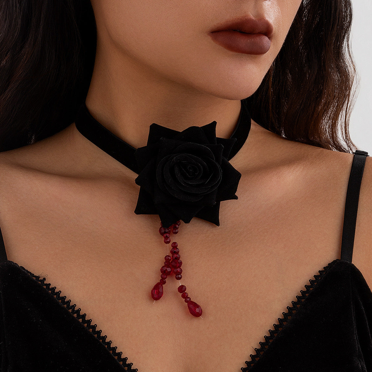 Gothic Rose & Dripping Pendant Choker