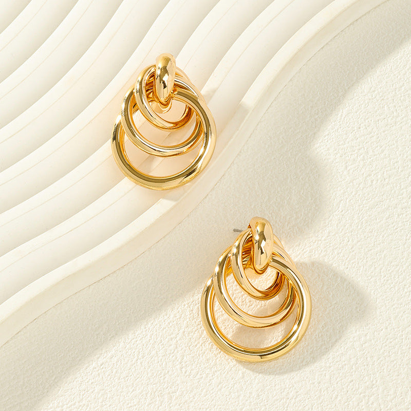 Exaggerated Metal Chain Earrings with Personalized Touch - Vienna Verve Collection