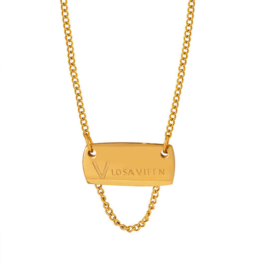 Luxury Square English Letter Pendant Necklace with Gold Plated Titanium Chain