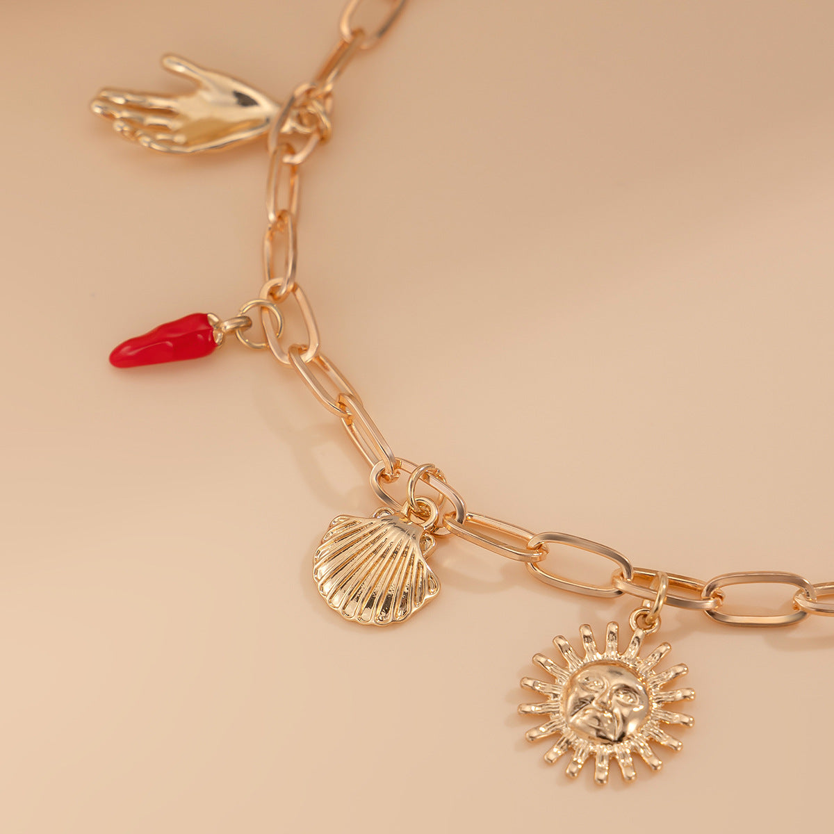 Planderful Vienna Verve Necklace – Elegant Imitation Pearl Fringe Design