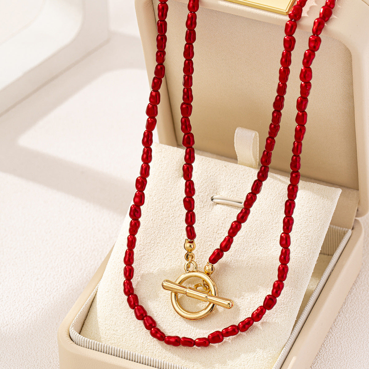 Planderful Vienna Verve Necklace Set – Stylish Red Pearl Design