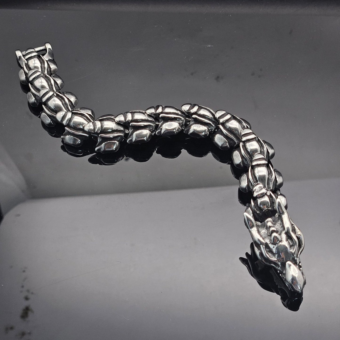 Planderful Dragon Scale Titanium Steel Bracelet For Unisex Durable Bold Punk Jewelry Statement