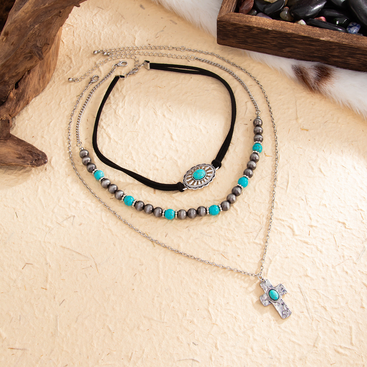 Retro Imitation Turquoise Stacked Western Denim National Cactus Cow Head Pendant Neck Necklace