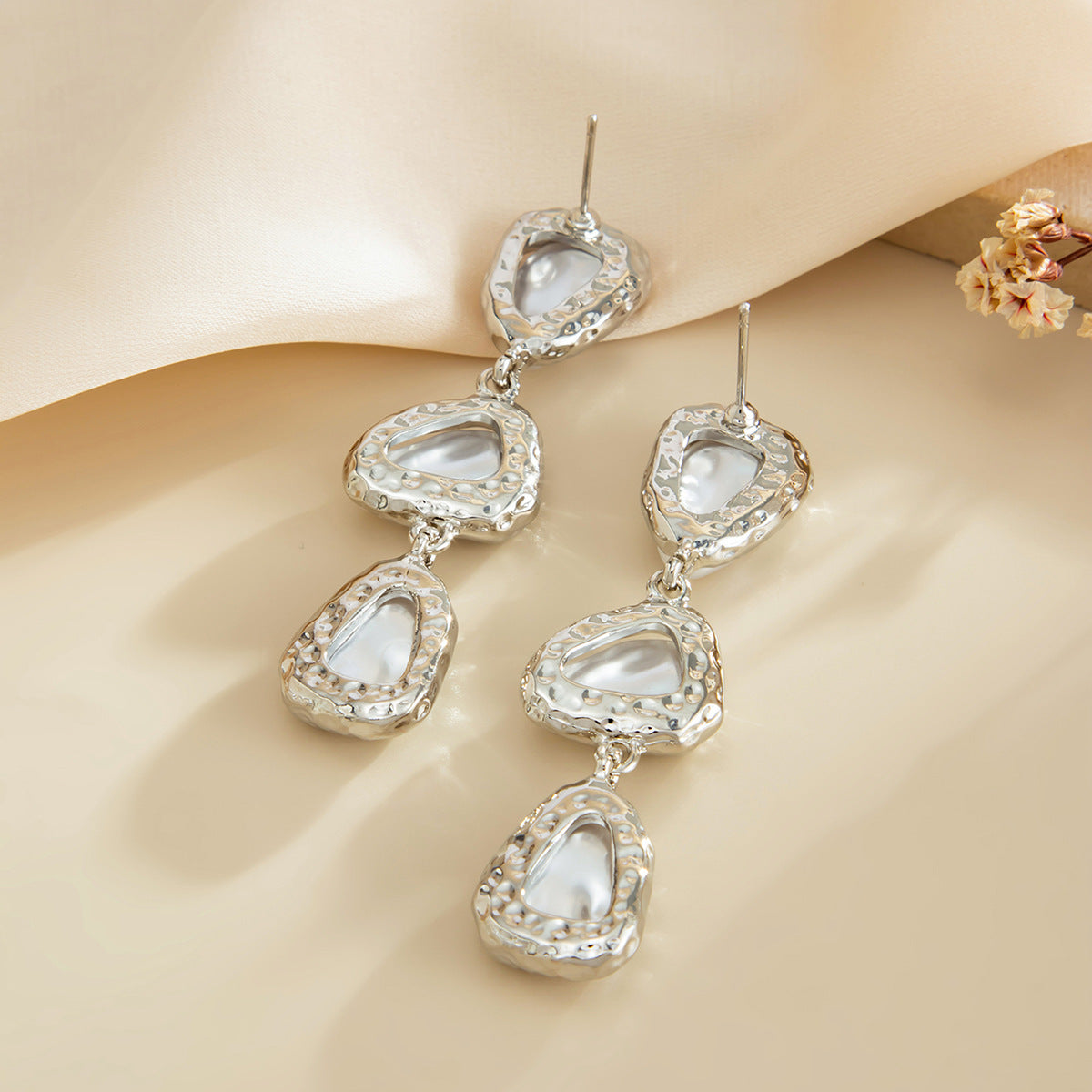 Planderful Pearl Geometric Pendant Earrings For Women Verve
