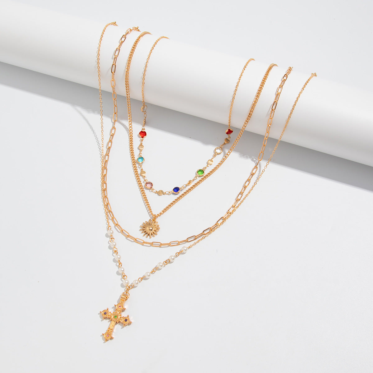 Planderful Vienna Verve Necklace – Retro French Pearl and Zircon Design