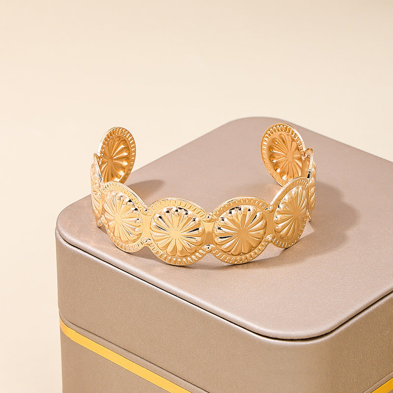 Exaggerated Geometric Floral Open Bracelet for Women - Vienna Verve Collection