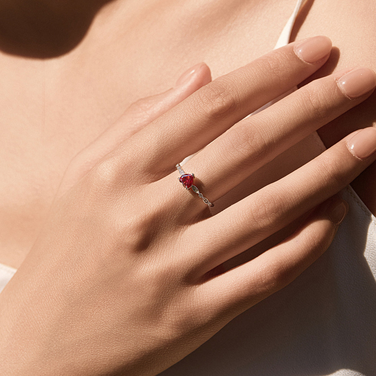 S925 Sterling Silver Red Moissanite Heart Ring