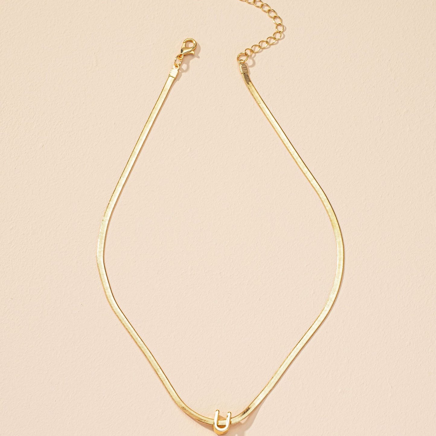 Stylish Letter U Pendant Necklace for Trendy Collarbone Chains