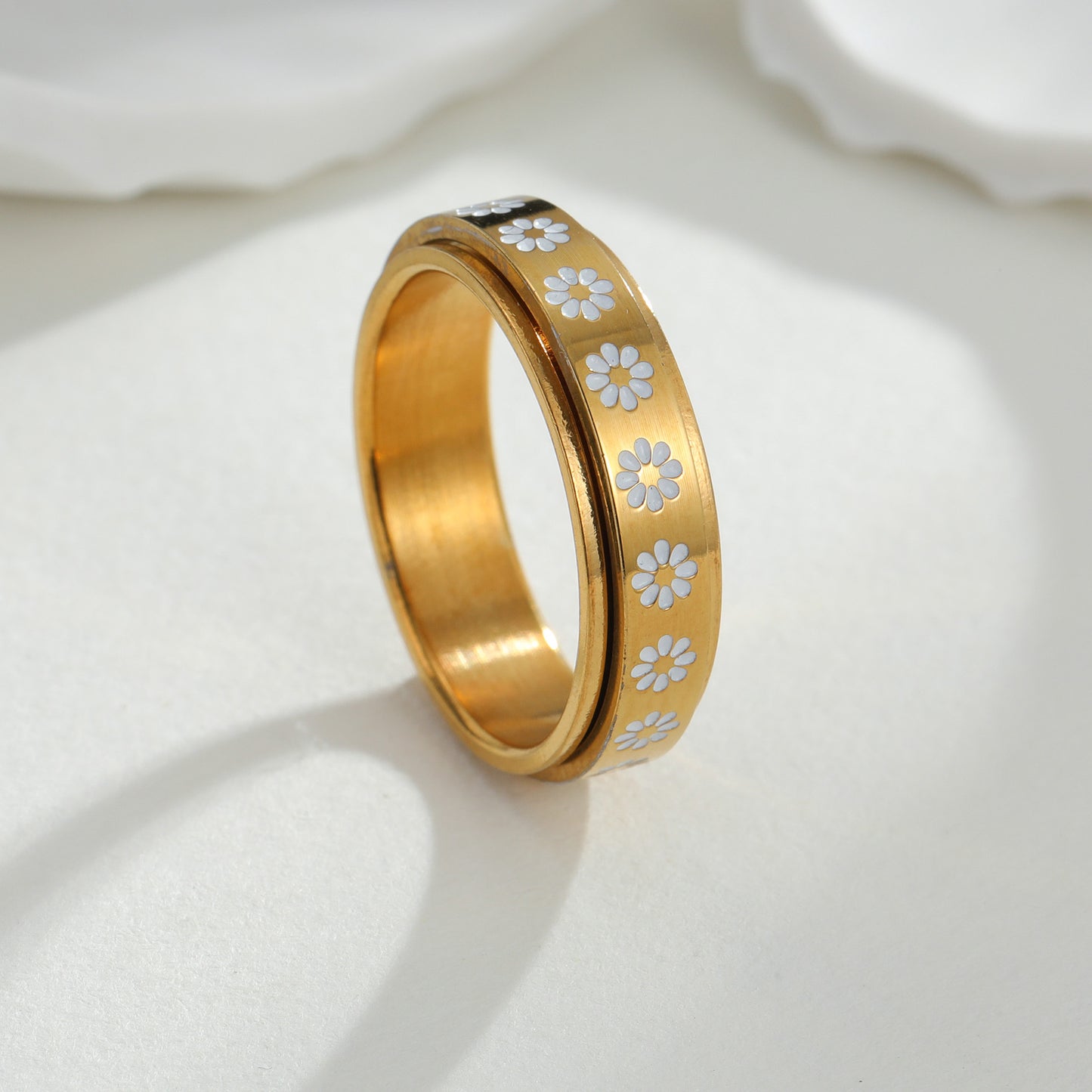 Planderful Elegant Rotatable Flower Titanium Steel Ring For Couples Unisex Marriage Proposal Jewelry