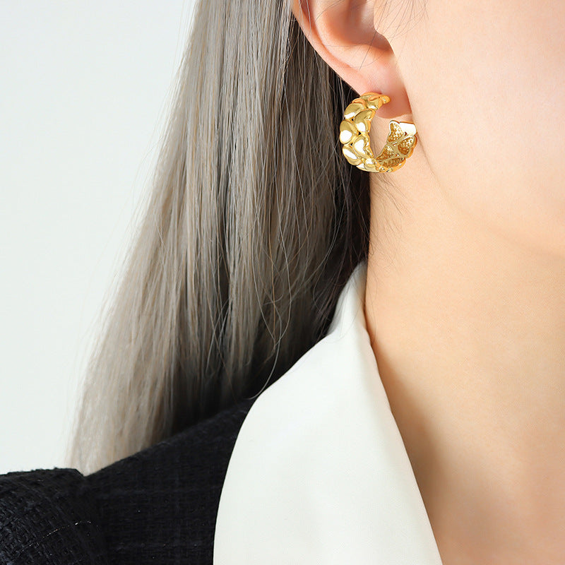 Peach Heart Splice European and American Earrings - Niche Design in Titanium Steel Electroplated with 18K Gold