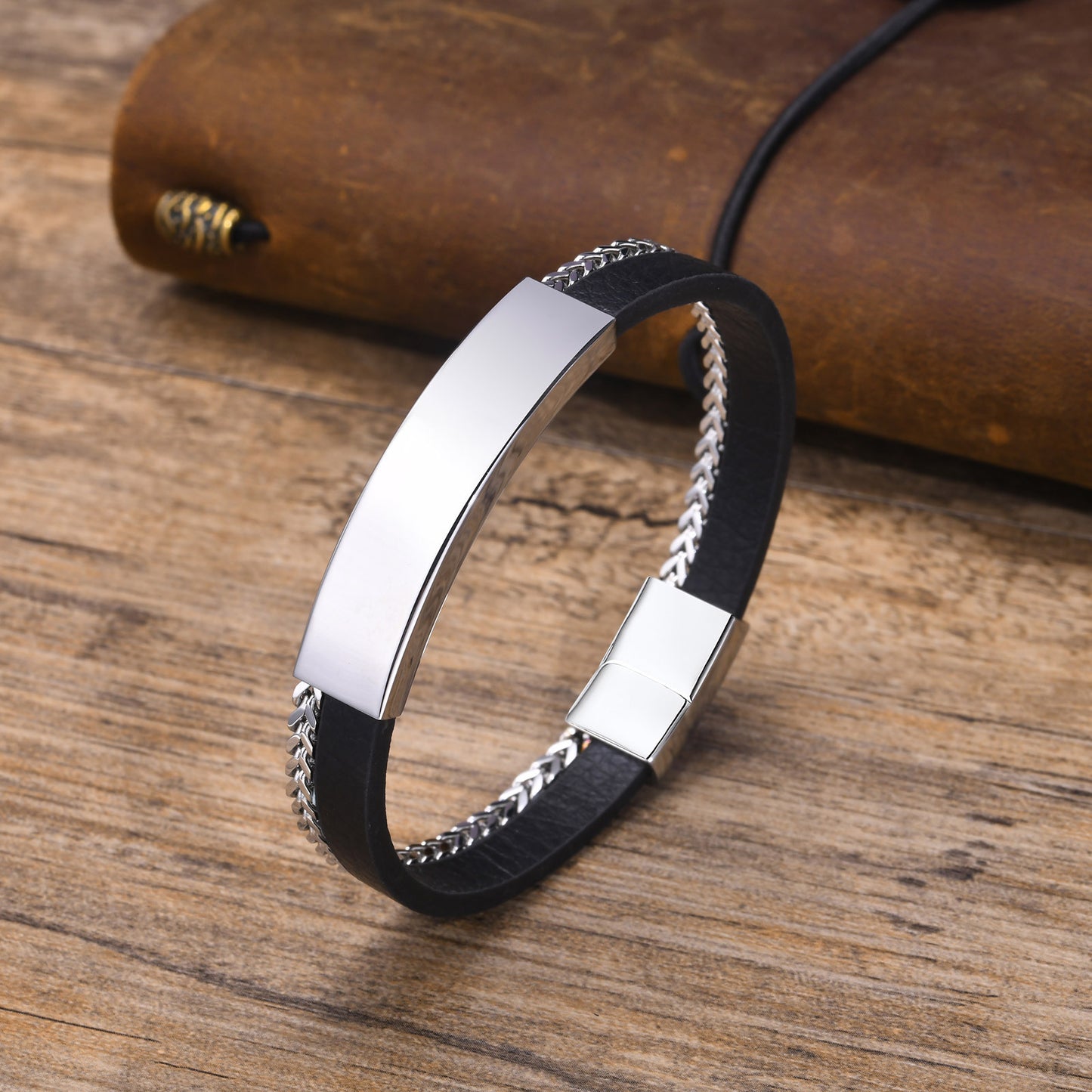 European And American Stainless Steel Magnetic Buckle Keel Chain Curved Leather Bracelet Steel Color For Men