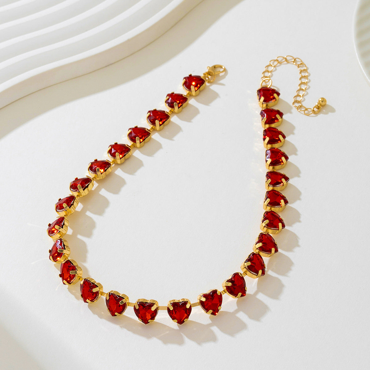 Planderful Vienna Verve Necklace – Elegant Metal Peach Heart Design