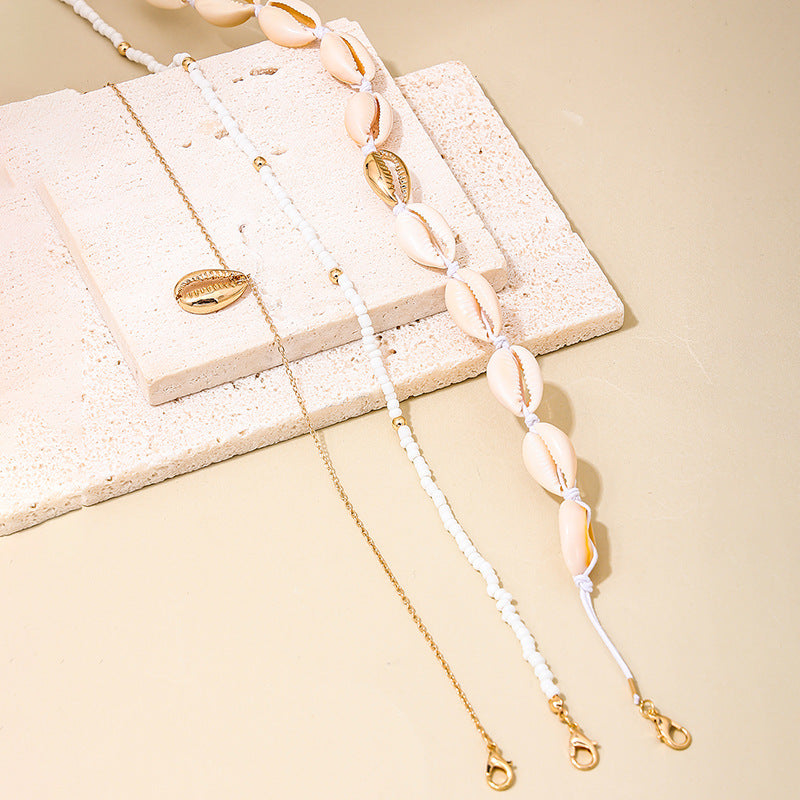 Bohemian Charm Layered Necklace with Vintage Boho Pendant