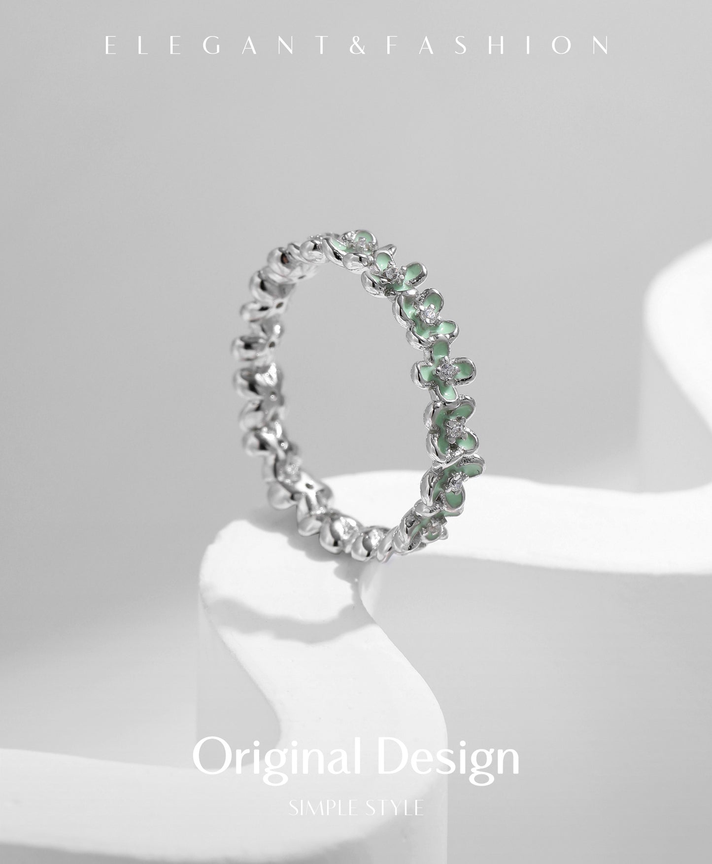 Planderful Everyday Genie Ring – Delicate Mint Green Four-Leaf Clover Design