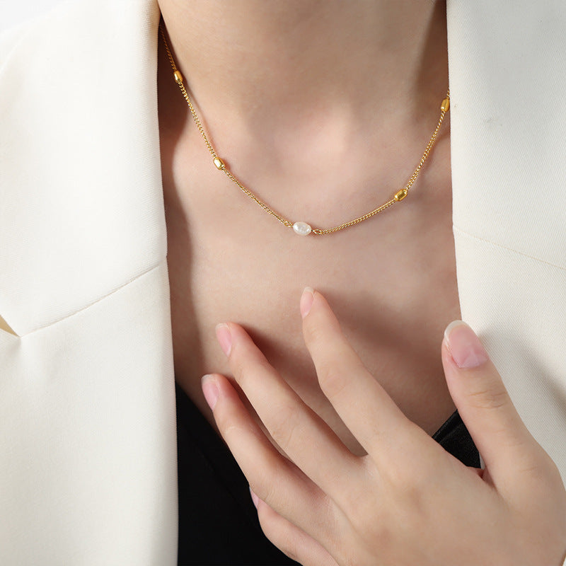 Elegant Freshwater Pearl Pendant Necklace in Titanium Steel Gold-Plating