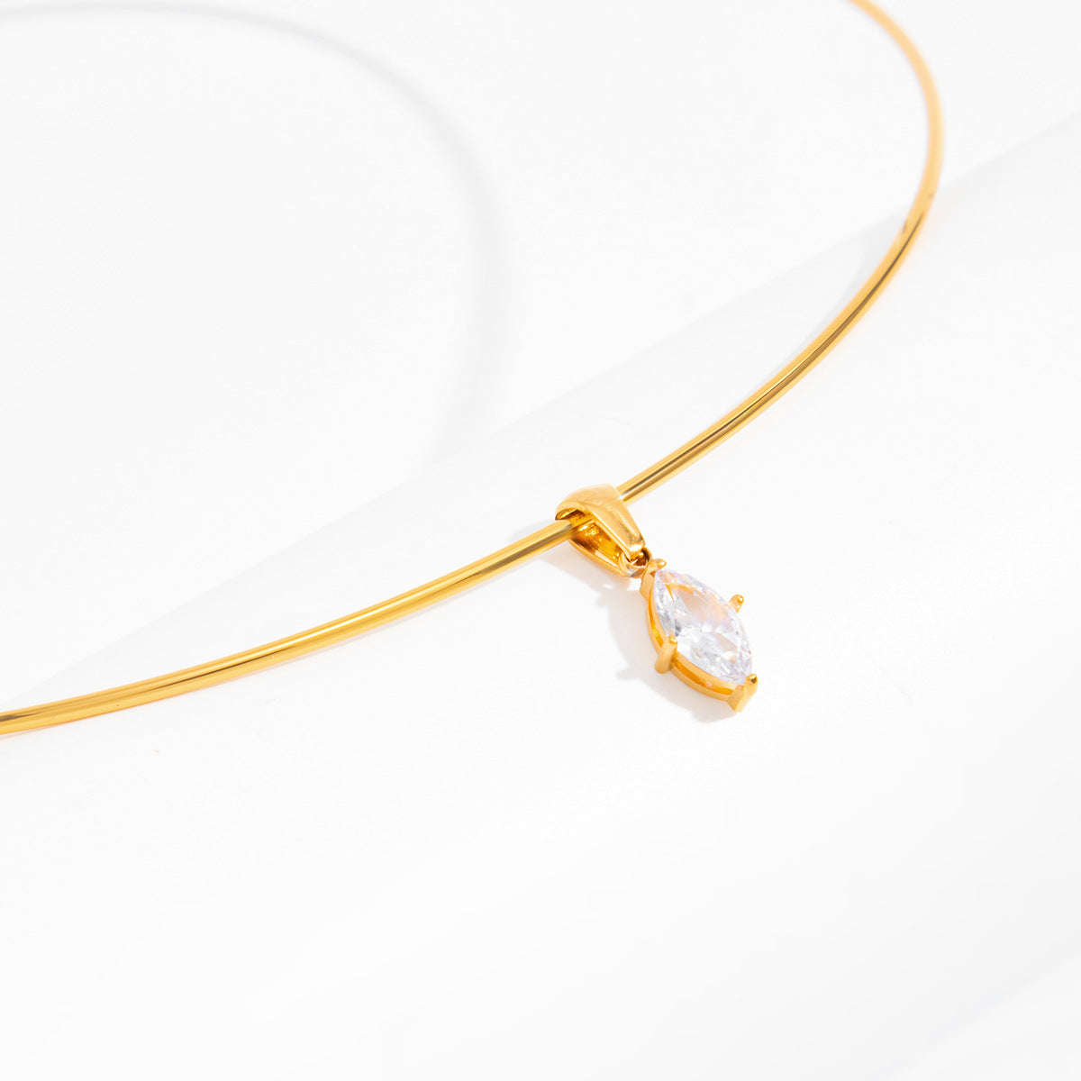 Pvd Gold-Plated Glossy Collar Collar Light Luxury Zircon Geometric Pendant Choker Necklace