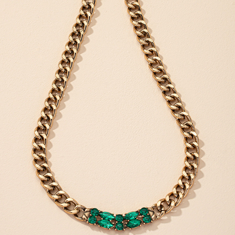 Retro Thick Chain Necklace with European and American Style