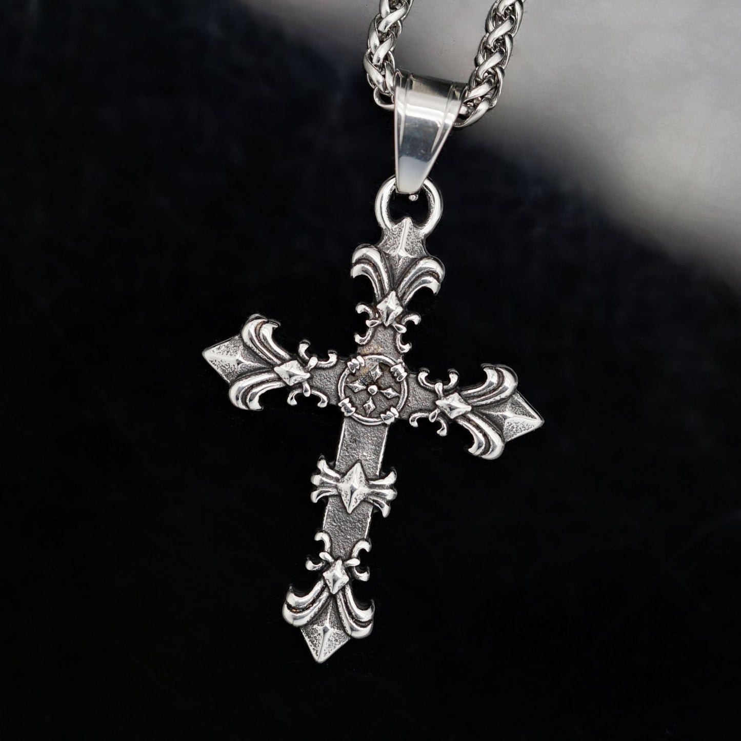 Steel Necklace – Vintage Cross Pendant