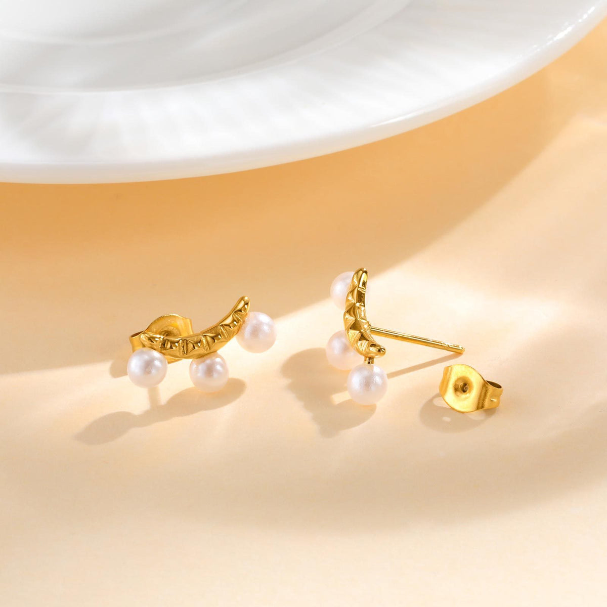Stainless Steel Pearl Vintage Earrings