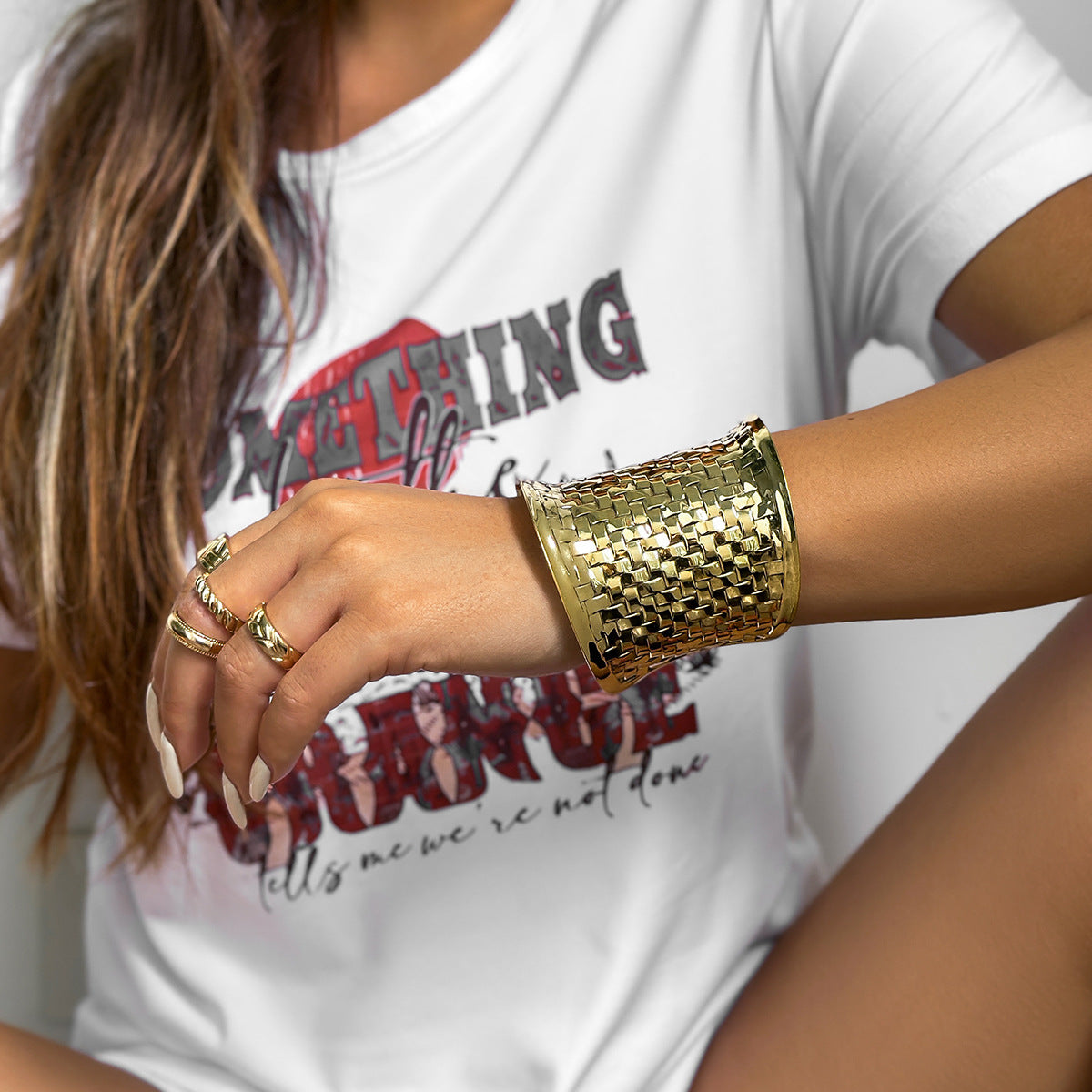 Grid Pattern Hair Cuffs and Carved Bracelet Set for Stylish Women