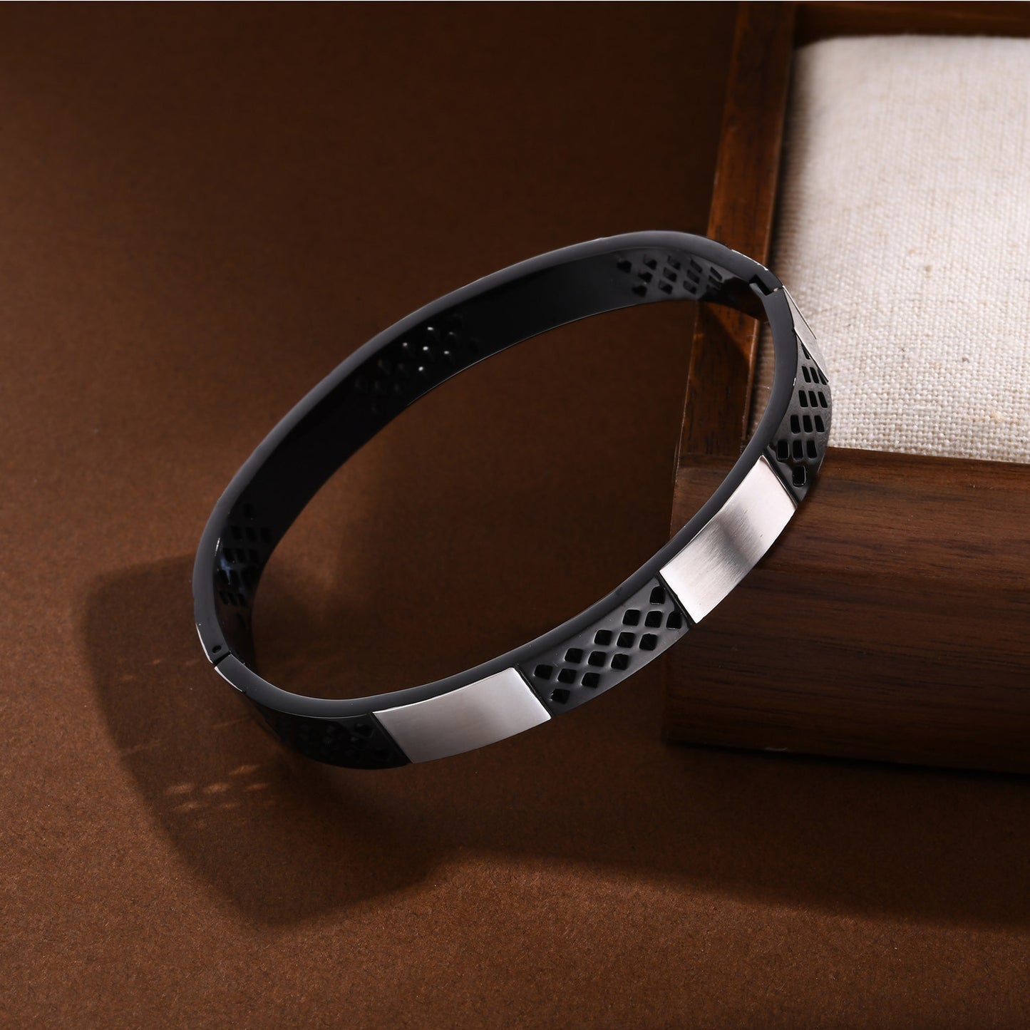 Hip Hop Men's Stainless Steel Hollow Glossy Bracelet Gold Black Steel