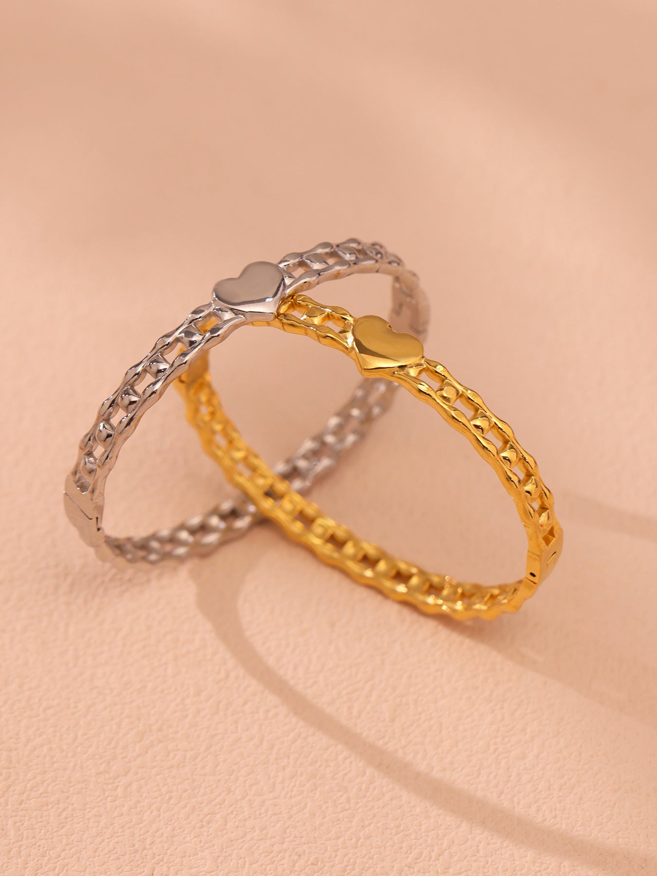 Planderful Love Buckle Bracelet Unisex Stainless Steel