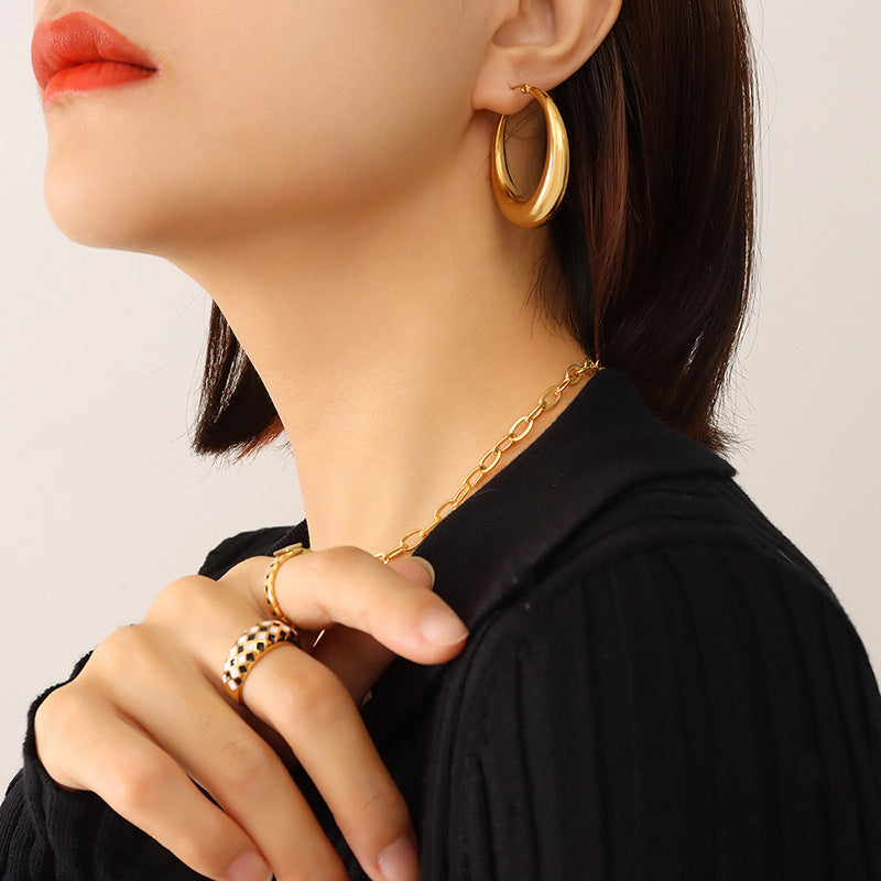 Chic U-Shaped Geometric Earrings for Women - Elegant 18K Gold Plated Studs