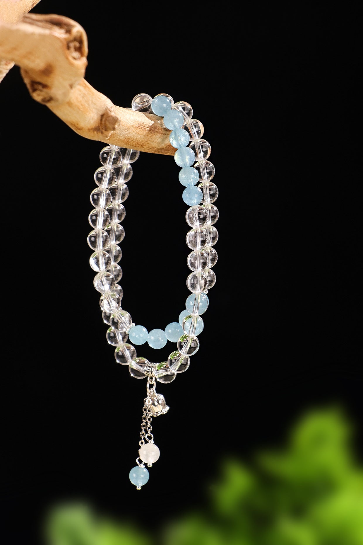 Planderful Fortune's Favor Bracelet – Elegant Aquamarine Beaded Design