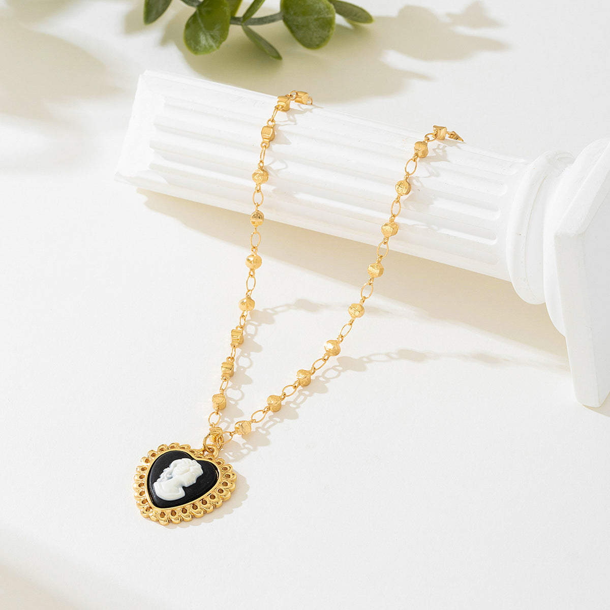 Planderful Vienna Verve Necklace – Elegant Retro French Design