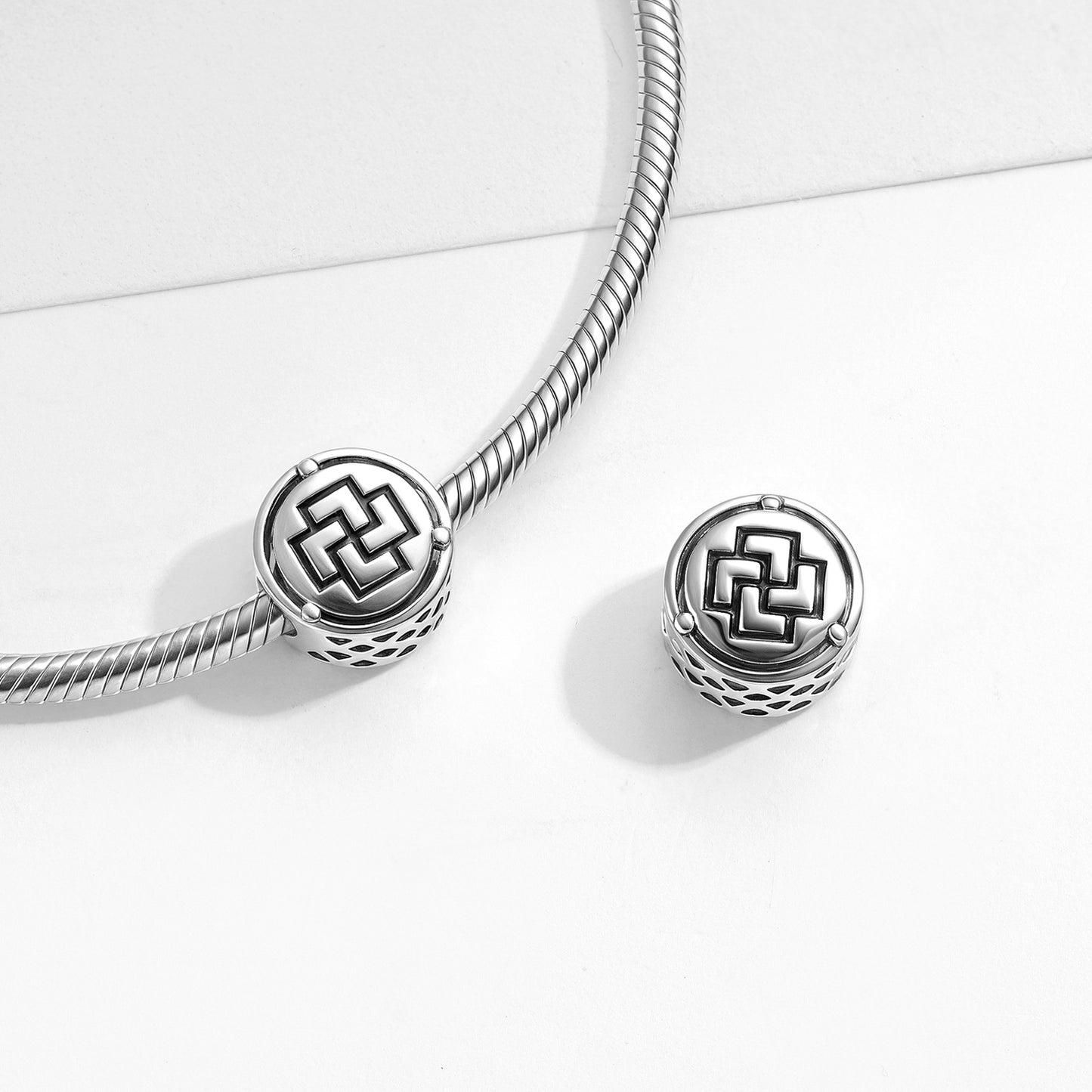 Planderful Jewelry Tursaansydän Beaded Pendant Bracelet