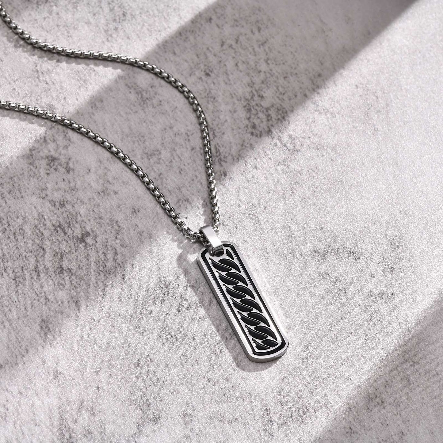 Stainless Steel Chain Pattern Pendant Necklace for Men
