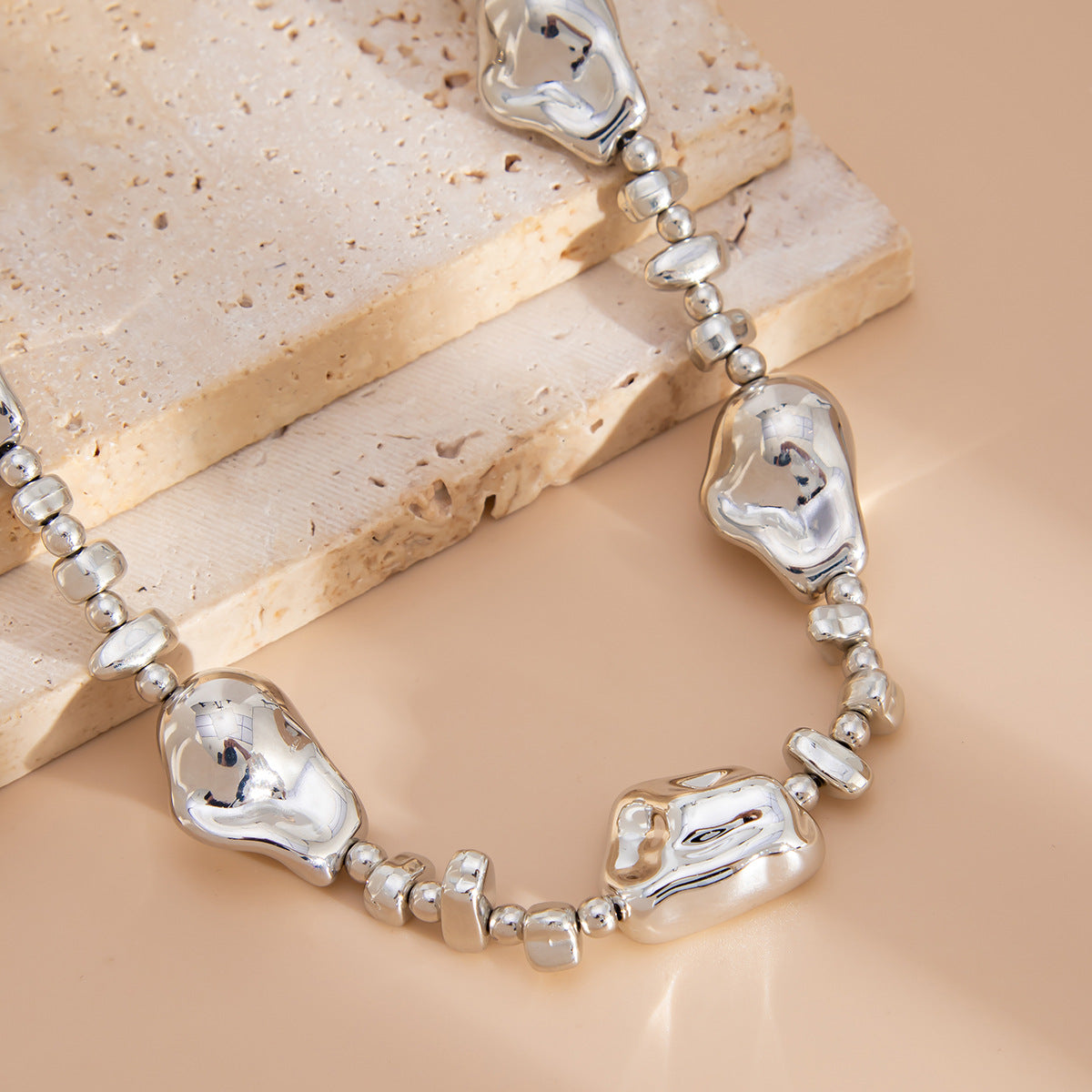 Planderful Vienna Verve Choker Necklace – Elegant Irregular Beaded Design